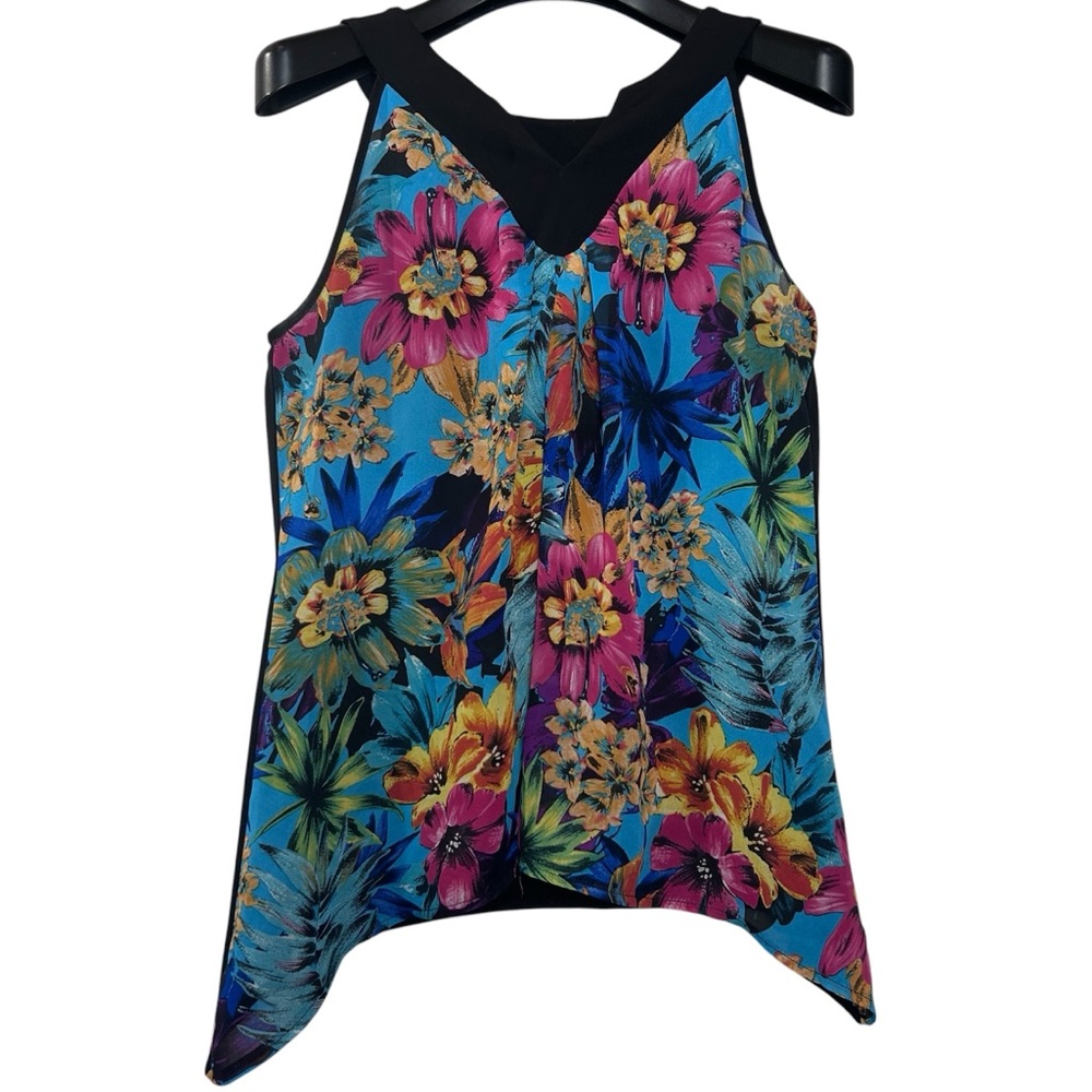 Mandy Evans women’s sleeveless‎ top M colorful floral symmetrical flowing v-neck